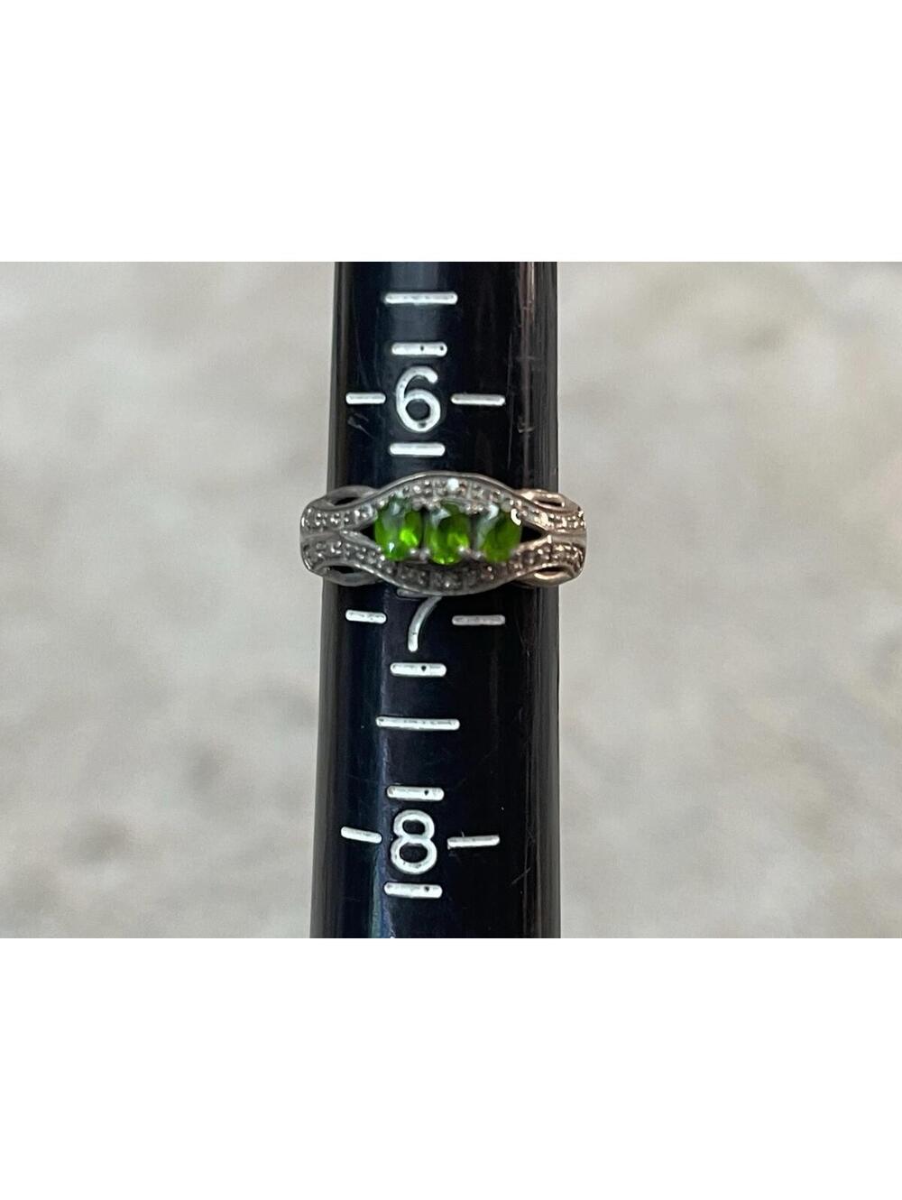 VTG Sterling Silver Marcasite 3 Green Stones Ring Size 6.5 STUNNING